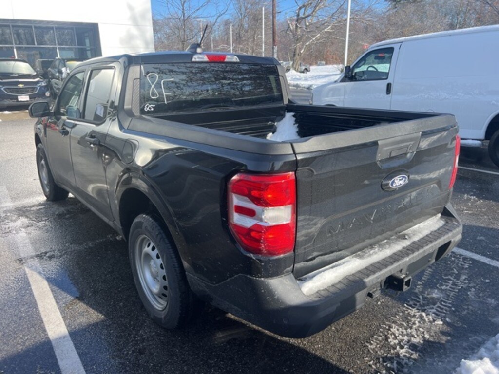 New 2025 Ford Maverick XL Truck