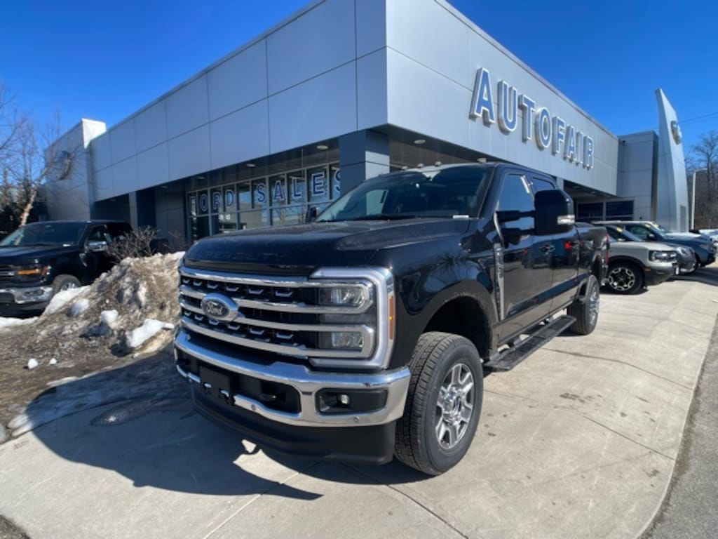 New 2026 Ford F-350SD Lariat Truck