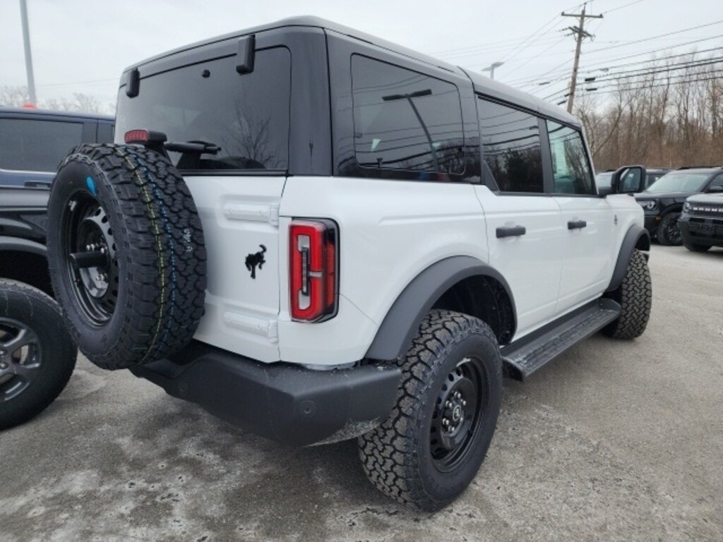 New 2026 Ford Bronco Outer Banks SUV