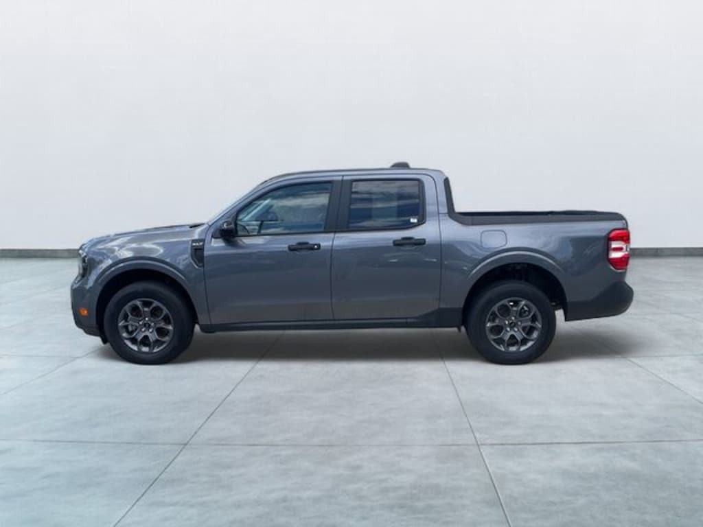 New 2025 Ford Maverick XLT Truck