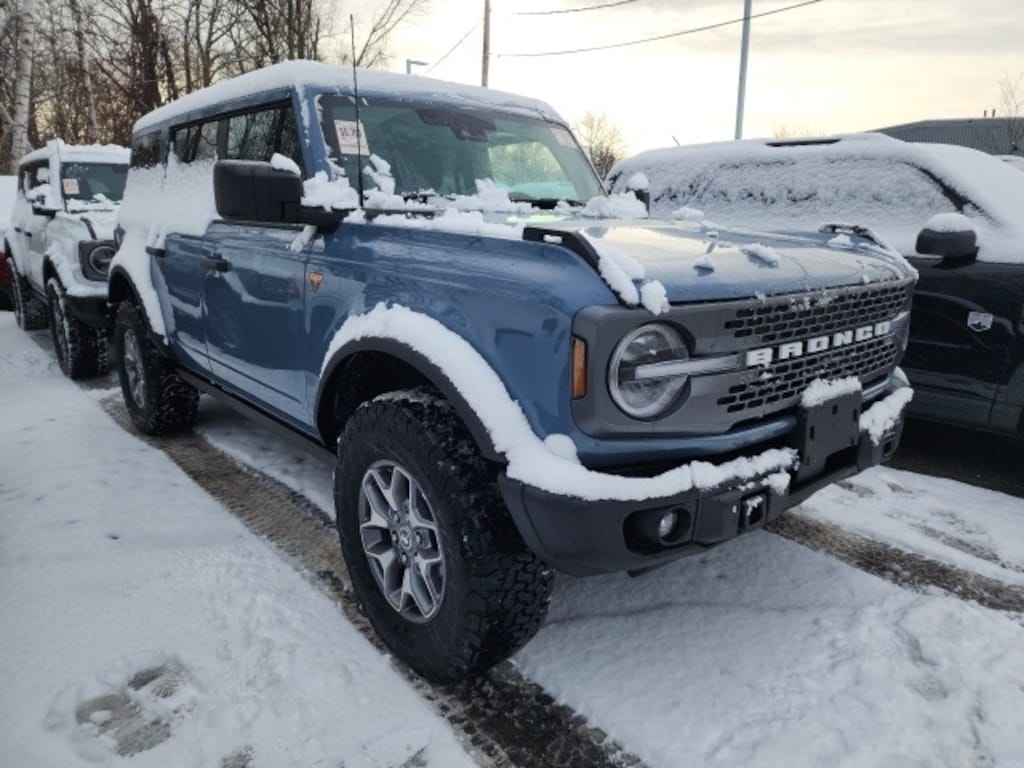 Used 2025 Ford Bronco Badlands SUV