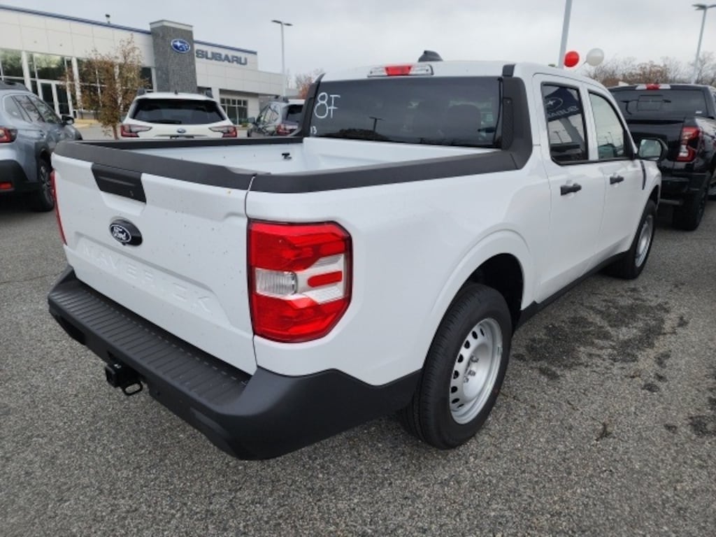 New 2025 Ford Maverick XL Truck
