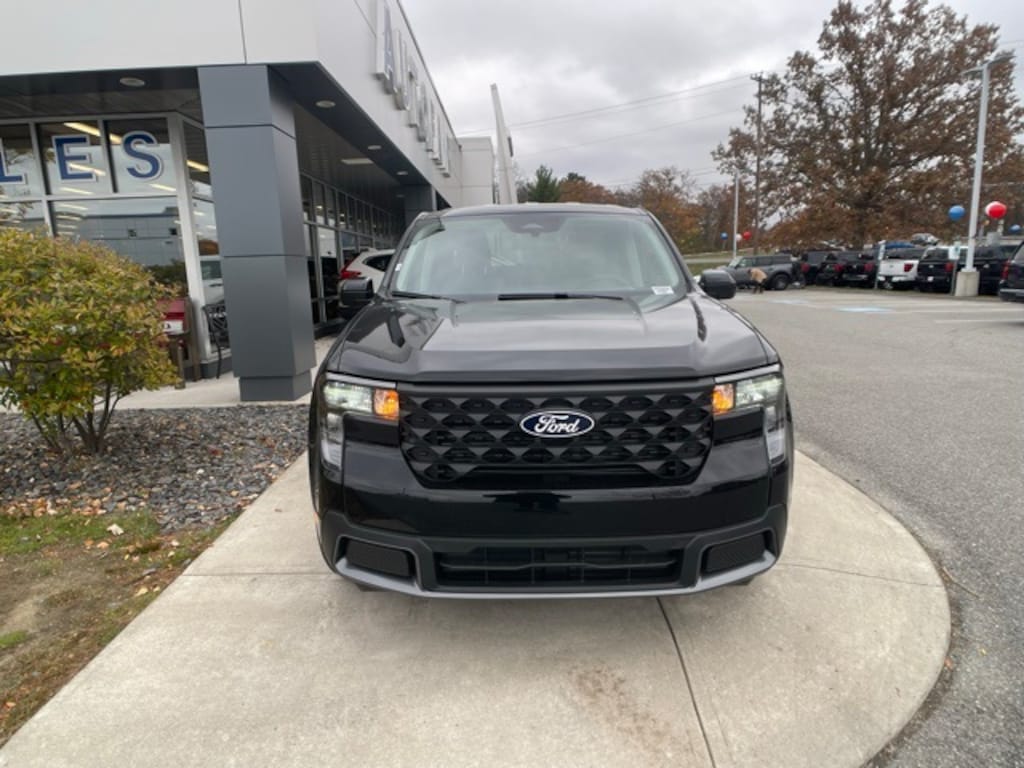 New 2025 Ford Maverick XLT Truck