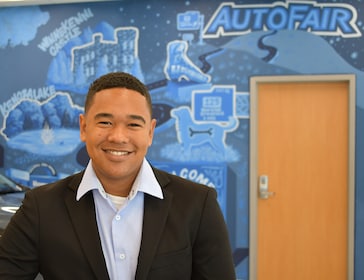 Staff member Oscar Perez Duran from ID_423300e3a9eb