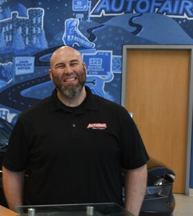 Staff member Domenic Mastrangelo from ID_5630ff841d88