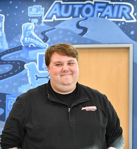 Staff member Chris Tragert from ID_3e3ba096cb40