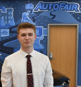 Staff member Anthony Petrusky from ID_423300e3a9eb