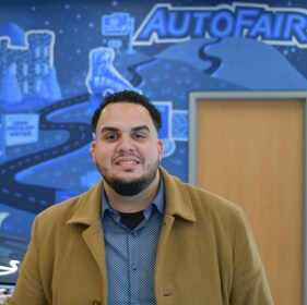 Staff member Manny Gomez from ID_b59714061bc8