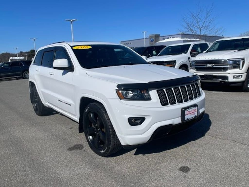Used 2015 Jeep Grand Cherokee Altitude SUV