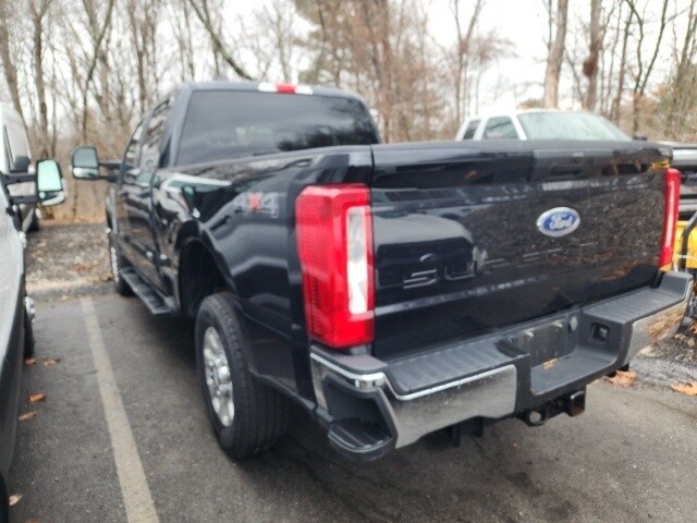 2024 Ford F-250 photo 3