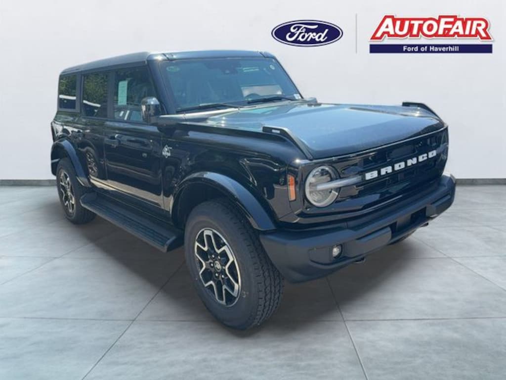 New 2026 Ford Bronco Outer Banks SUV
