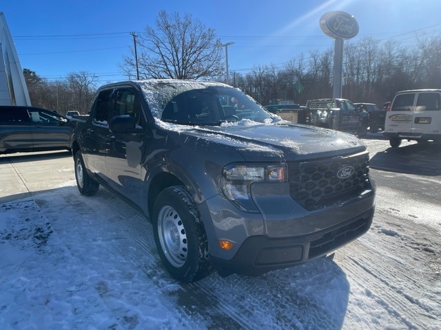 2025 Ford Maverick XL's photo