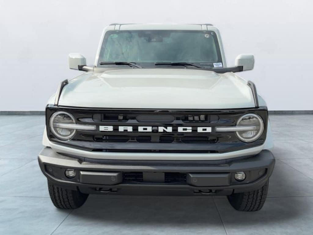 New 2026 Ford Bronco Outer Banks SUV