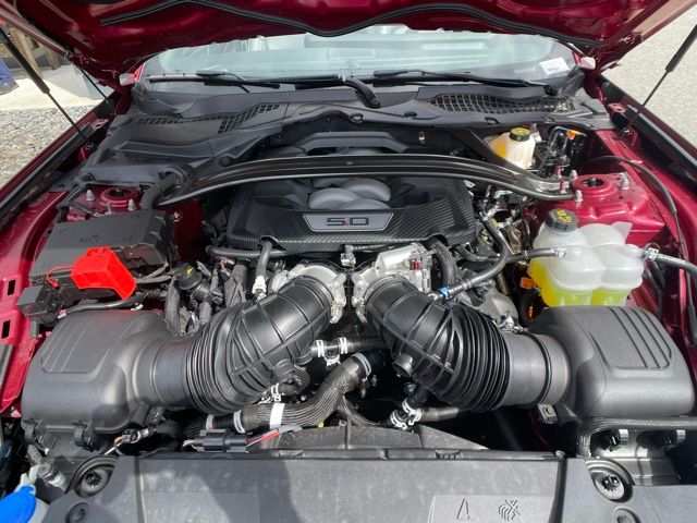2025 Ford Mustang GT Premium Convertible - Photo 11