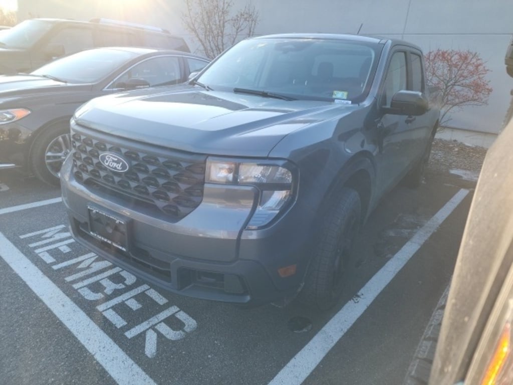 Used 2025 Ford Maverick XLT Truck