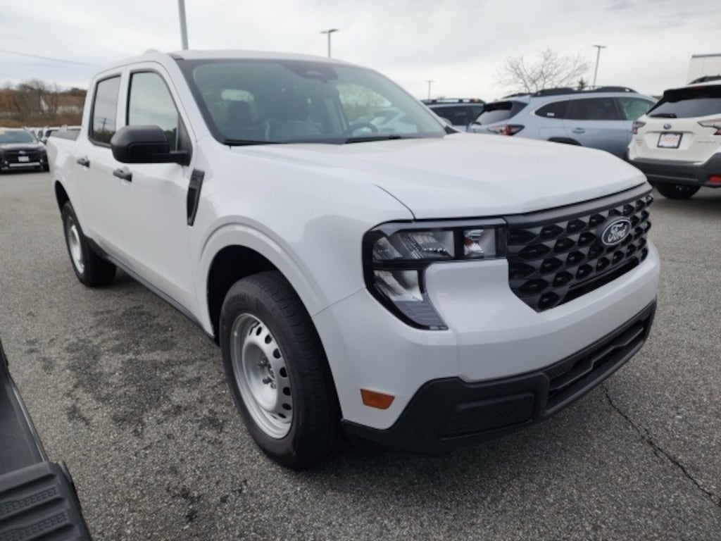 New 2025 Ford Maverick XL Truck