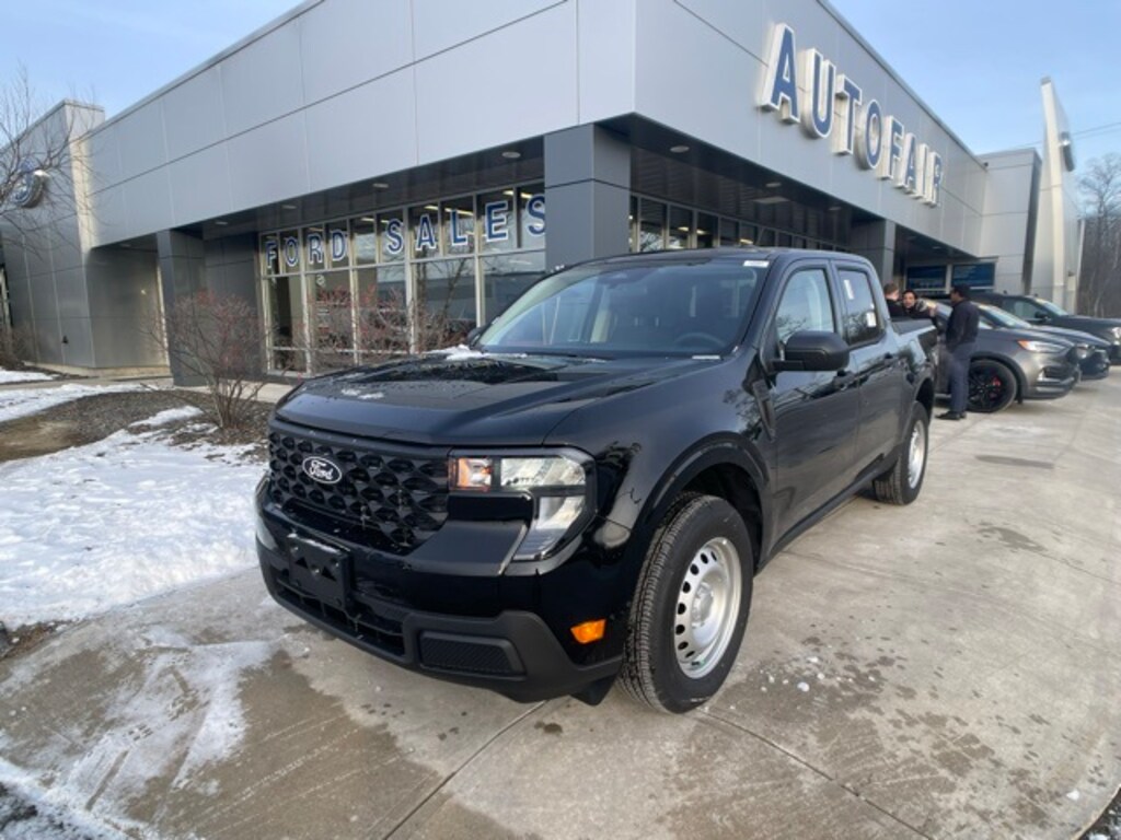 New 2025 Ford Maverick XL Truck