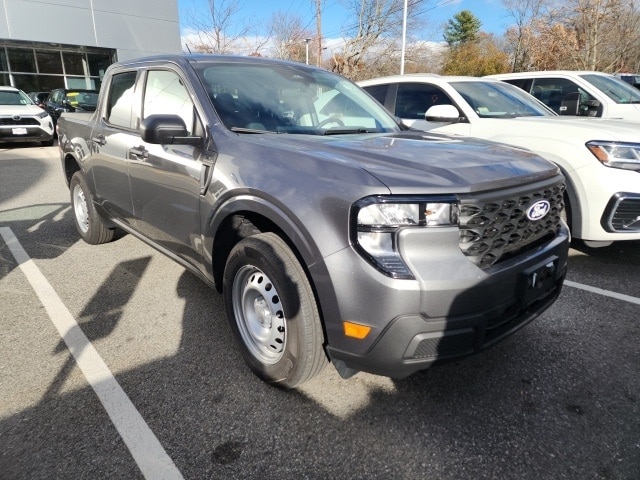 2025 Ford Maverick XL's photo