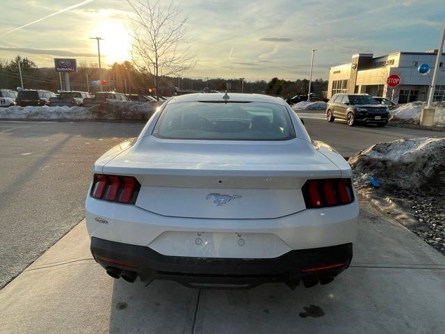 2025 Ford Mustang EcoBoost Fastback - Photo 7