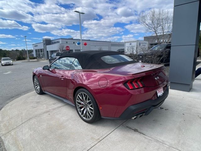 2025 Ford Mustang GT Premium Convertible - Photo 40