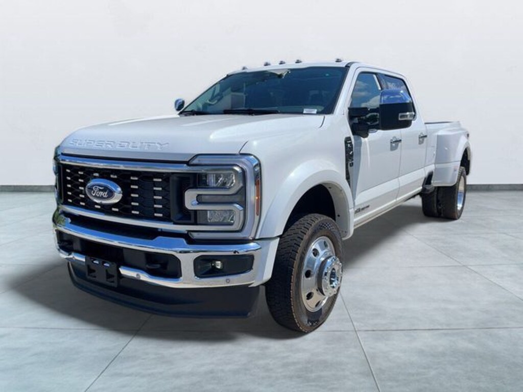 New 2026 Ford F-450SD Lariat Truck