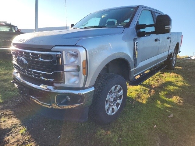 2024 Ford F-250 photo 2