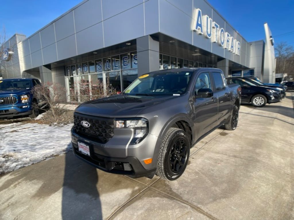 New 2025 Ford Maverick XLT Truck