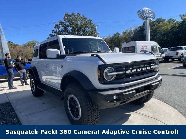 2025 Ford Bronco 4-Door Outer Banks's photo