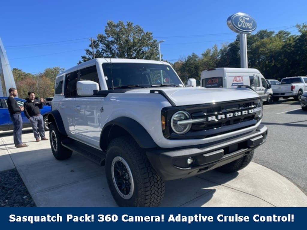New 2025 Ford Bronco Outer Banks SUV