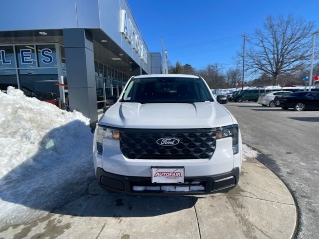 New 2025 Ford Maverick XL Truck