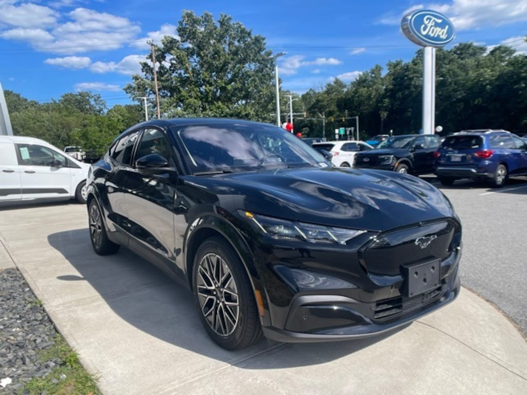 New 2025 Ford Mustang Mach-E Premium SUV