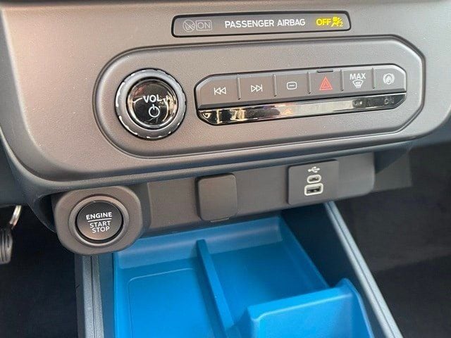 2025 Ford Maverick XLT - Photo 26