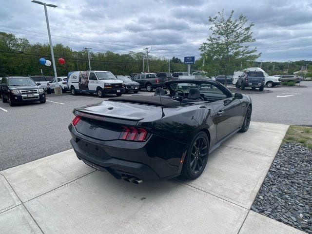 2025 Ford Mustang GT Premium Convertible - Photo 8