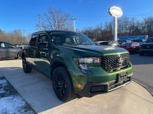 2025 Ford Maverick XLT's photo