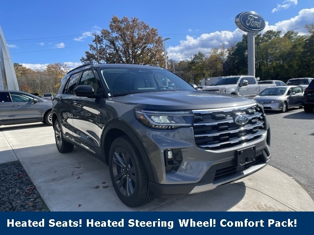 2025 Ford Explorer Active's photo