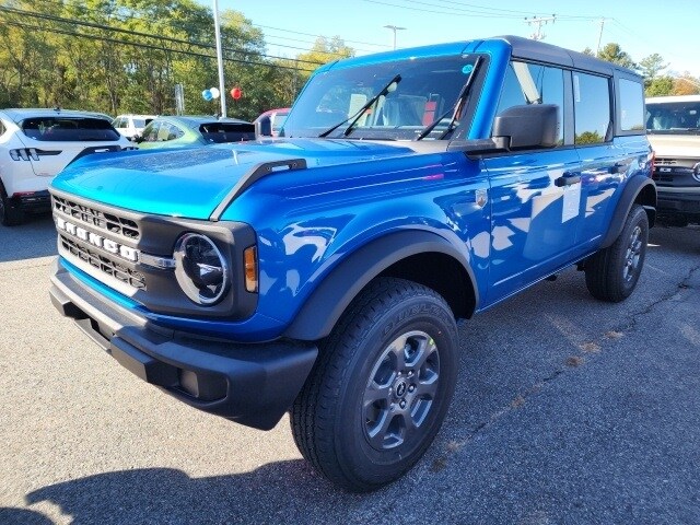 2025 Ford Bronco Big Bend photo 2
