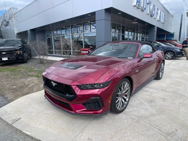2025 Ford Mustang GT Premium Convertible - Photo 38