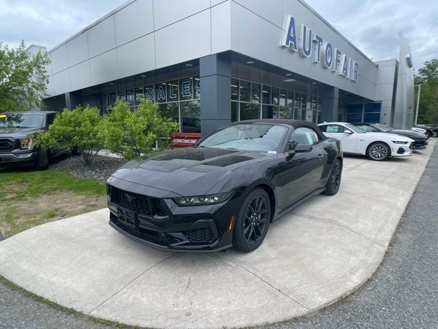 2025 Ford Mustang GT Premium Convertible - Photo 40