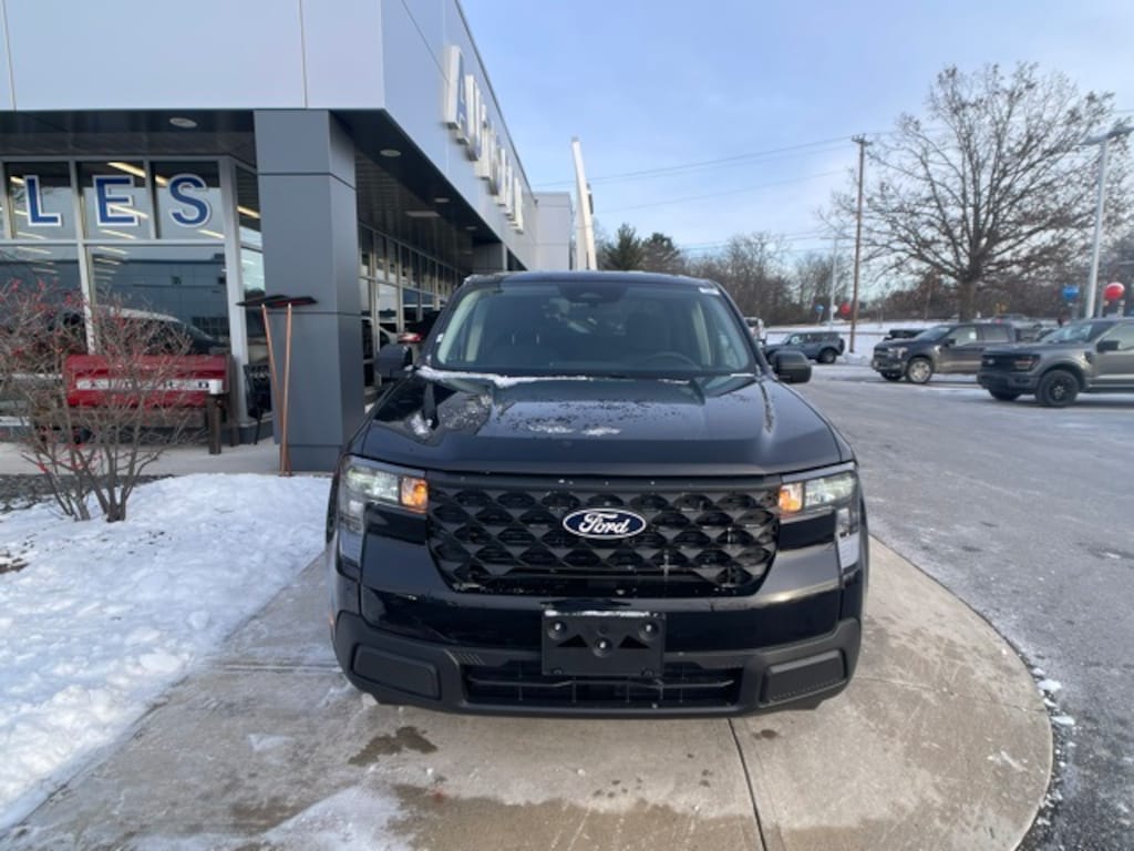 New 2025 Ford Maverick XL Truck
