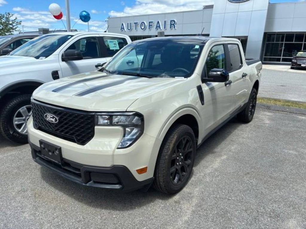 New 2025 Ford Maverick XLT Truck