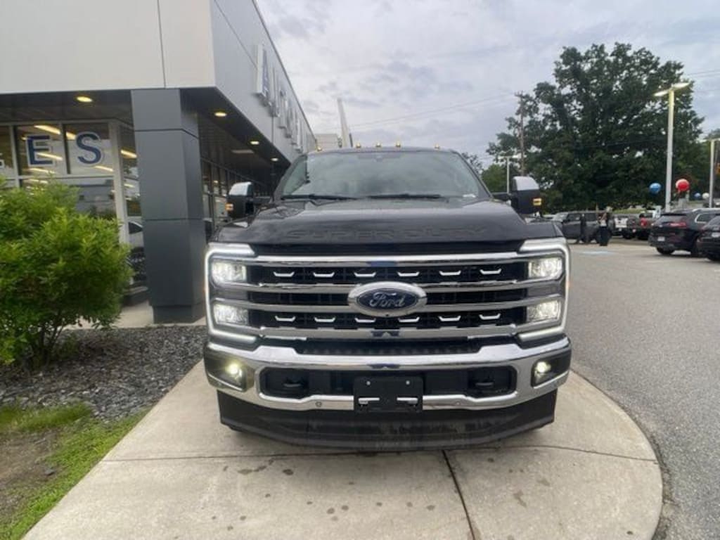 New 2026 Ford F-350SD Lariat Truck