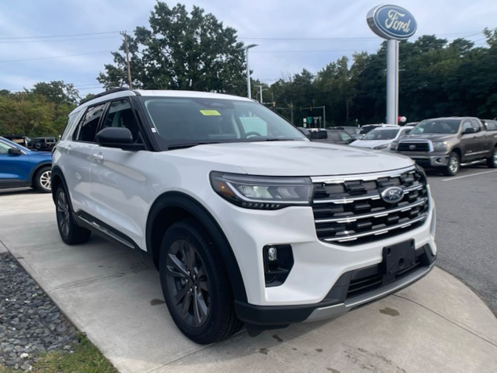 New 2025 Ford Explorer Active SUV