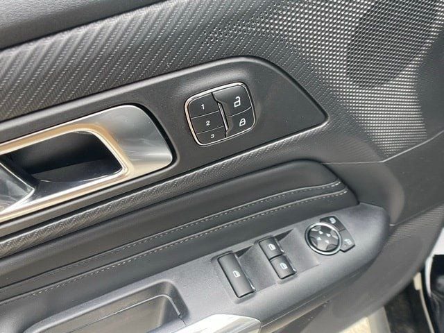 2025 Ford Mustang GT Premium Convertible - Photo 13