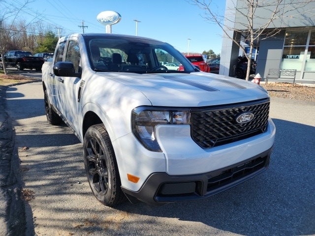 2025 Ford Maverick XLT's photo