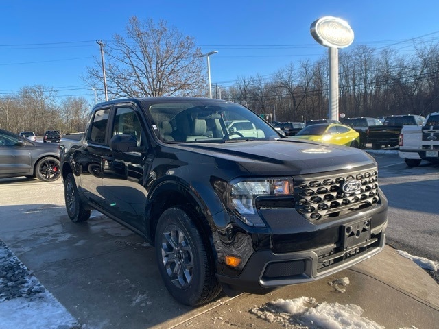 2025 Ford Maverick XLT's photo