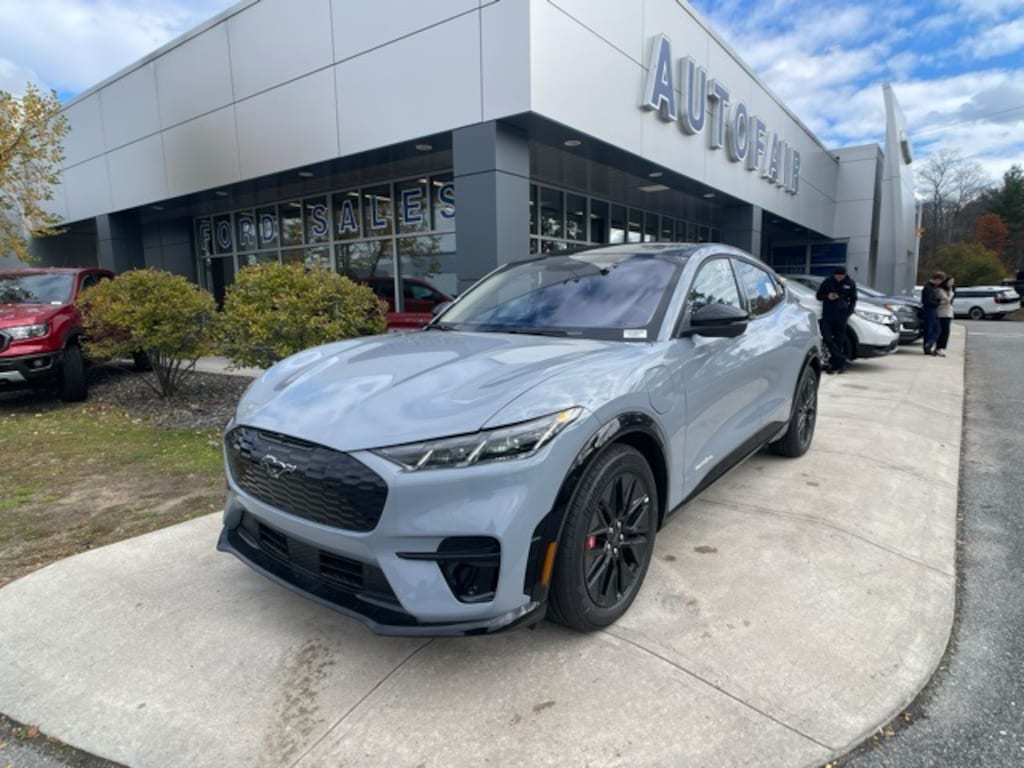 New 2025 Ford Mustang Mach-E Premium SUV