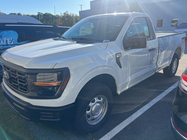 2025 Ford F-150 XL photo 2