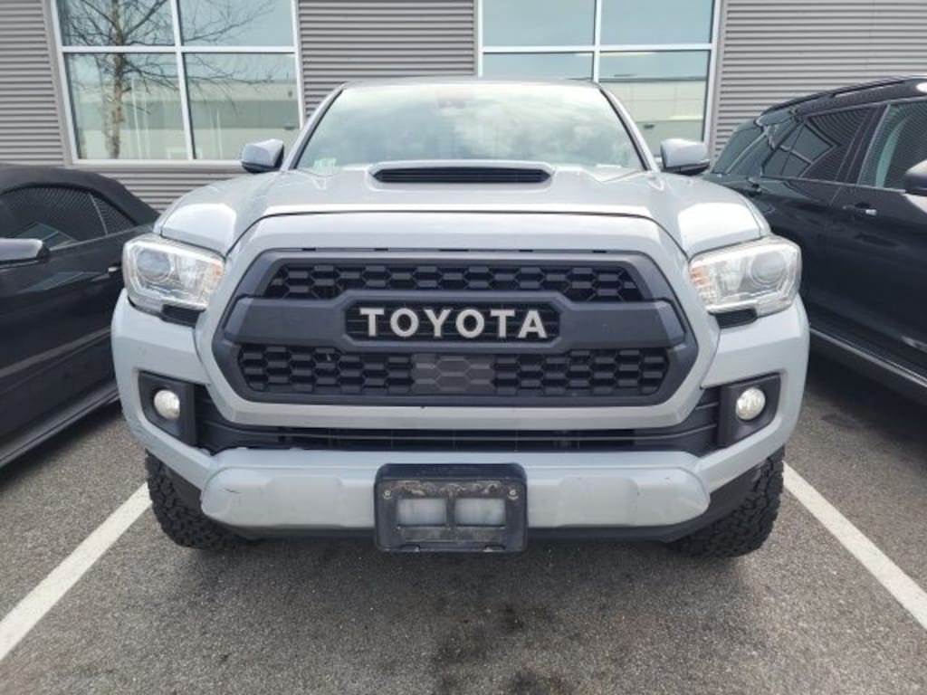Used 2019 Toyota Tacoma TRD Sport Truck