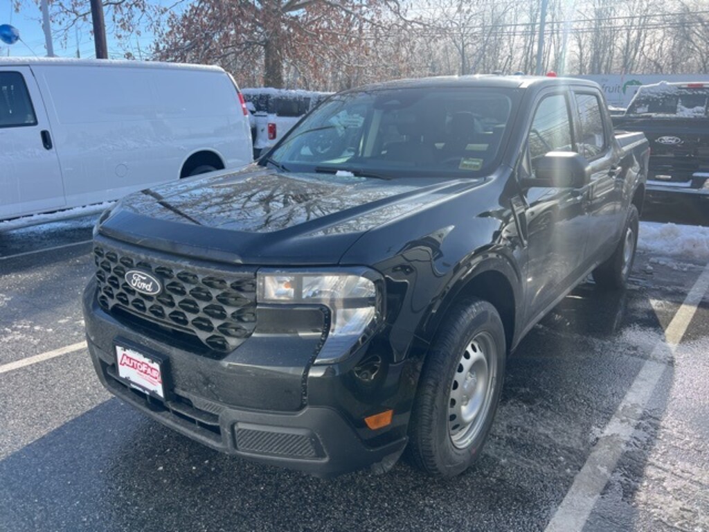 New 2025 Ford Maverick XL Truck