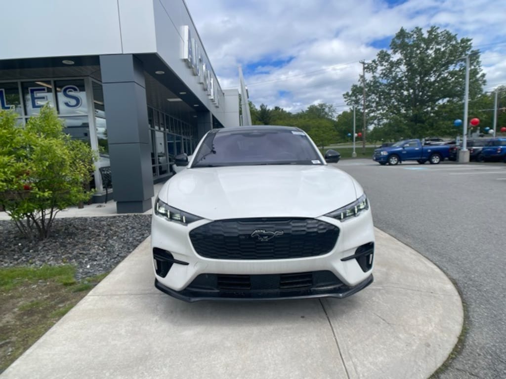 New 2025 Ford Mustang Mach-E GT SUV